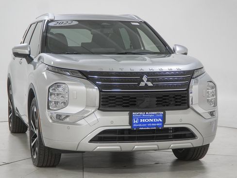 Used 2022 Mitsubishi Outlander SEL AWD/4WD image 18