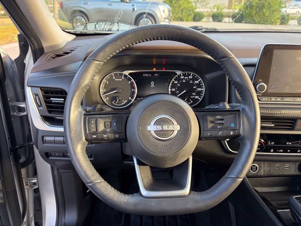 Certified 2023 Nissan Rogue SV w/ SV Premium B Package AWD/4WD image 16