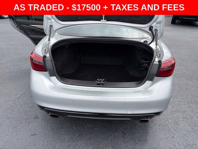 Used 2018 INFINITI Q50 Red Sport 400 w/ Sensory Package (Sport) RWD image 16