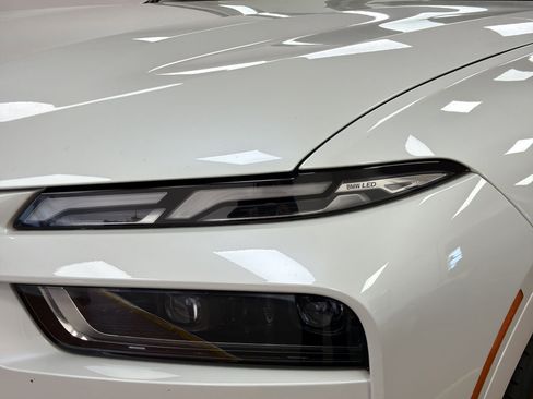 Used 2025 BMW X7 xDrive40i image 11