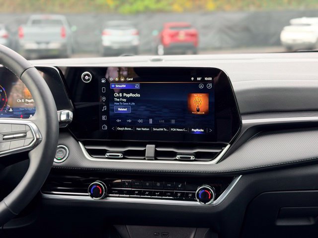 Used 2026 Chevrolet Equinox LT w/ Convenience Package II FWD image 23