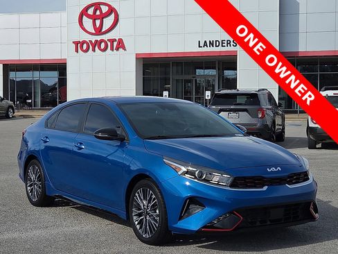 Used 2023 Kia Forte GT-Line w/ GT-Line Technology Package image 1