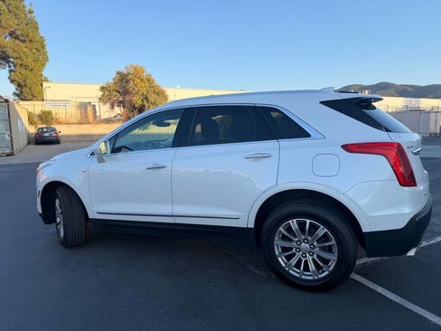 Used 2018 Cadillac XT5 Luxury w/ Driver Awareness Package AWD/4WD image 16