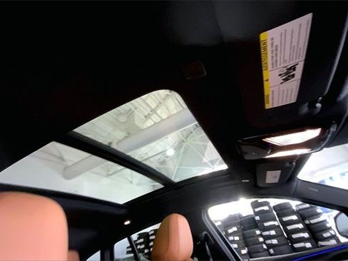 Certified 2022 BMW X4 M40i w/ Premium Package image 21