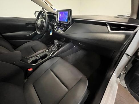 Used 2023 Toyota Corolla LE FWD image 10