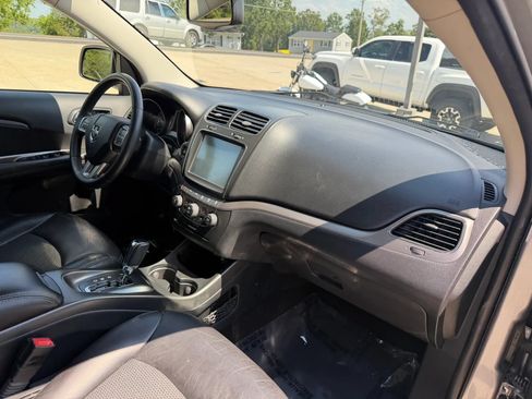 Used 2017 Dodge Journey Crossroad FWD image 51