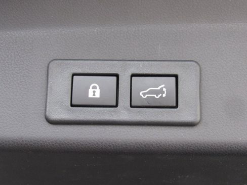 Used 2023 Subaru Ascent Touring w/ Popular Package #2A image 25