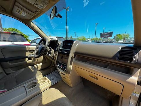 Used 2005 Honda CR-V EX image 19