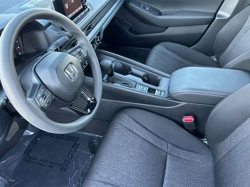 Certified 2025 Honda Accord LX image 10