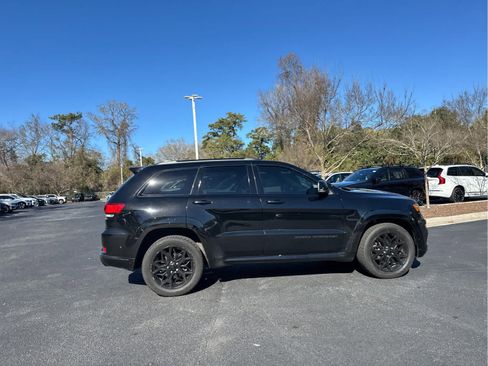 Used 2021 Jeep Grand Cherokee Limited X image 20