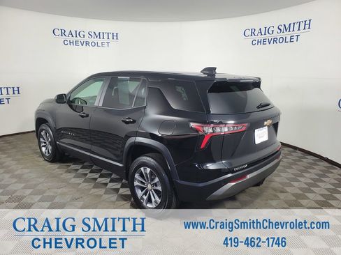 Used 2025 Chevrolet Equinox LT image 3