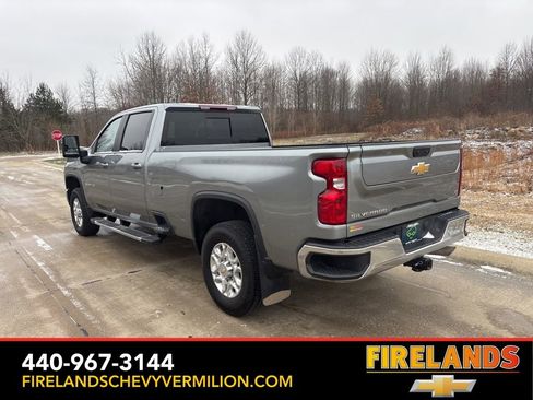 Certified 2025 Chevrolet Silverado 3500 LT w/ Convenience Package image 8
