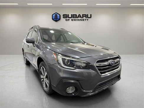 Used 2018 Subaru Outback 2.5i Limited image 7