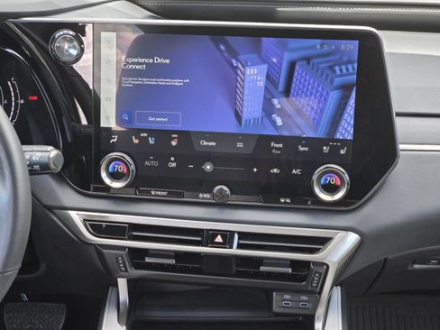 Certified 2024 Lexus RX 350 Mark Levinson, Premium Plus Pa w/ Kick Sensor & Tow Package image 13