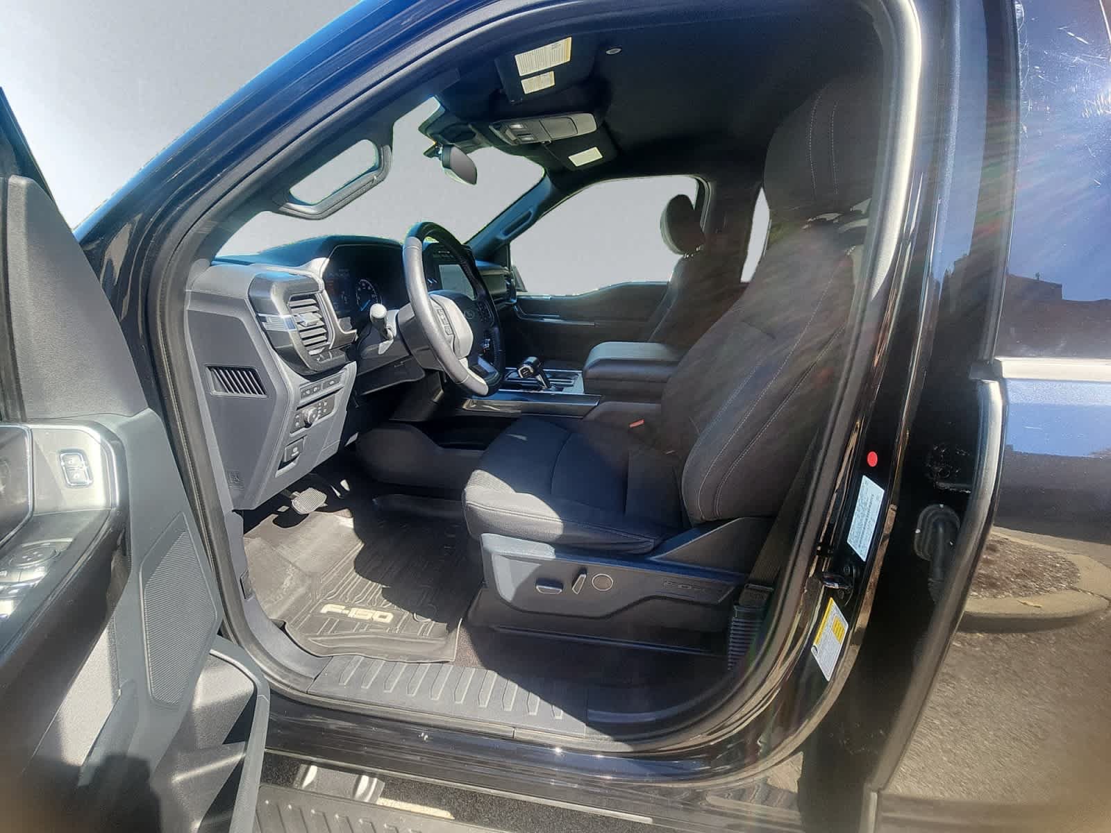 Used 2021 Ford F150 XLT w/ Equipment Group 302A High AWD/4WD image 5