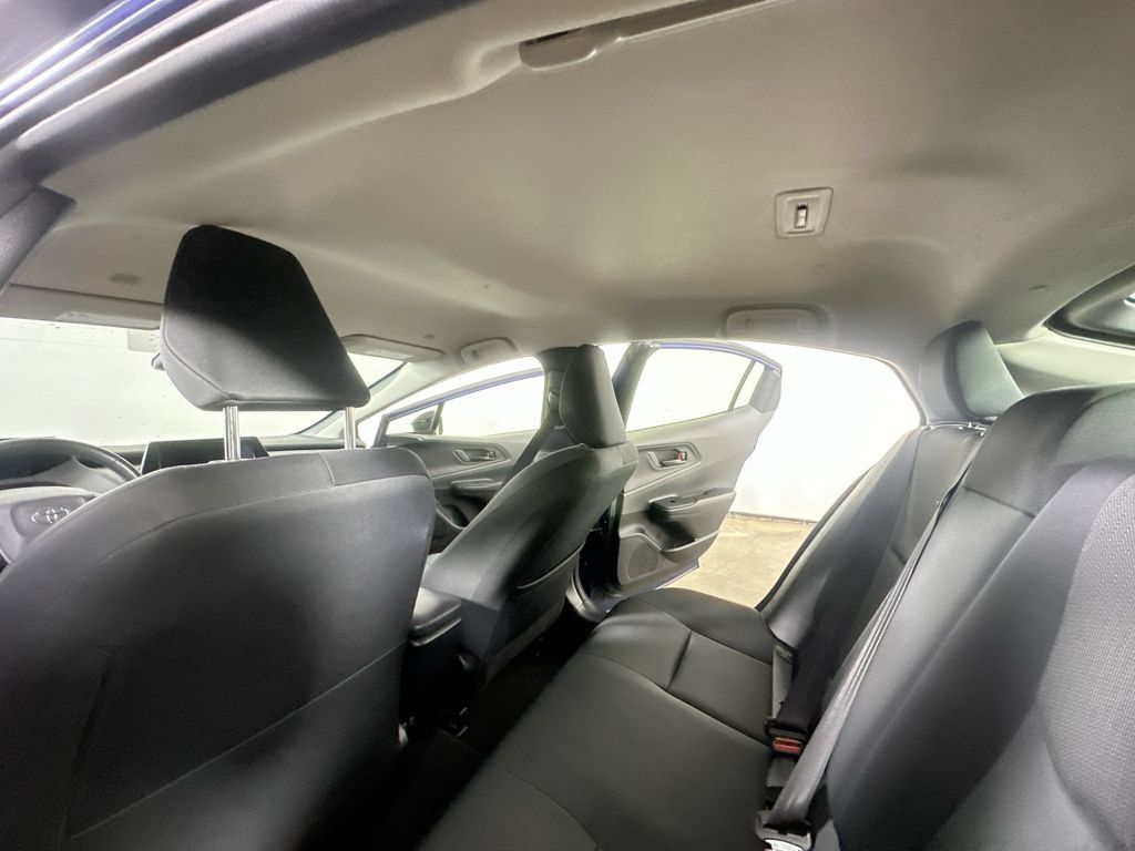 Used 2025 Toyota Prius LE FWD image 12