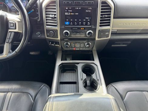 Used 2017 Ford F250 Platinum w/ Platinum Ultimate Package image 11