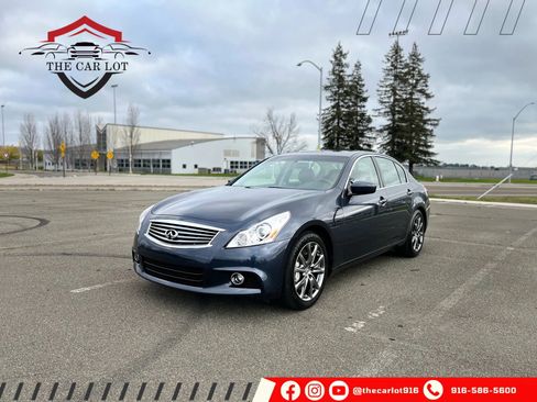 Used 2012 INFINITI G37 Journey w/ Premium Pkg image 1