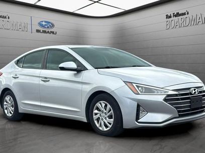 Used 2019 Hyundai Elantra SE w/ Cargo Package