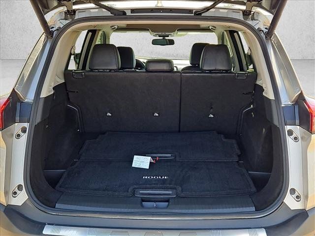 Used 2023 Nissan Rogue SL FWD image 6