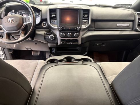 Used 2024 RAM 2500 Big Horn AWD/4WD image 17