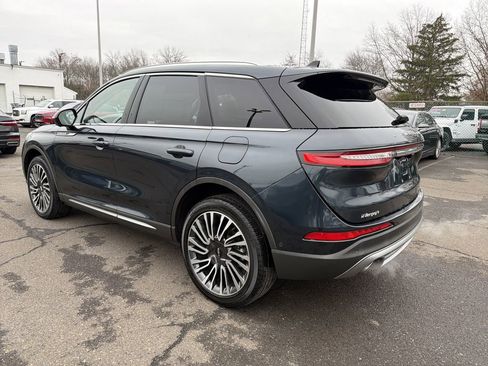 Certified 2022 Lincoln Corsair Reserve w/ Equipment Group 201A image 3