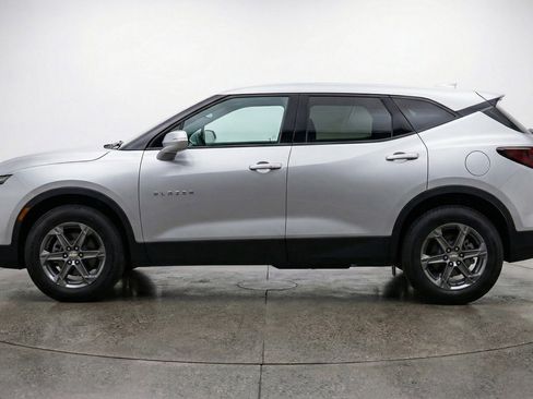 Used 2025 Chevrolet Blazer LT image 5