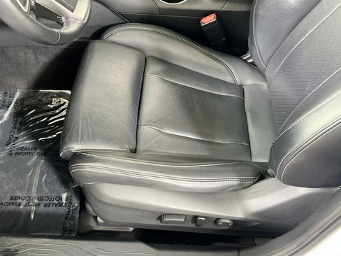 Used 2022 Subaru Legacy Limited image 19