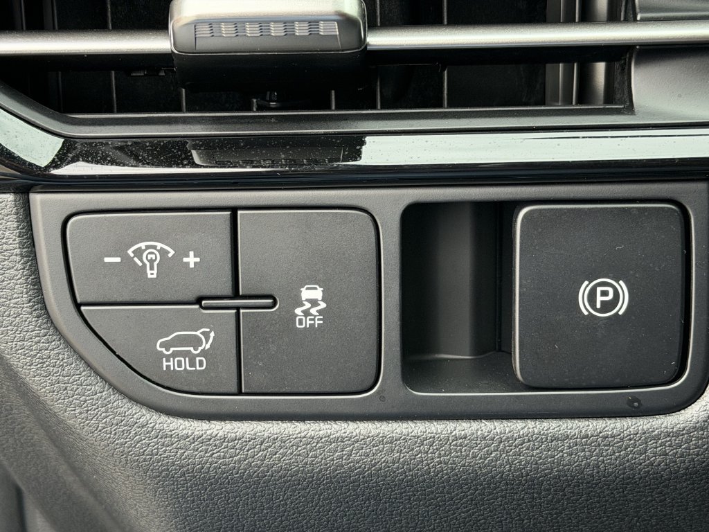 New 2026 Kia Sportage SX FWD image 22