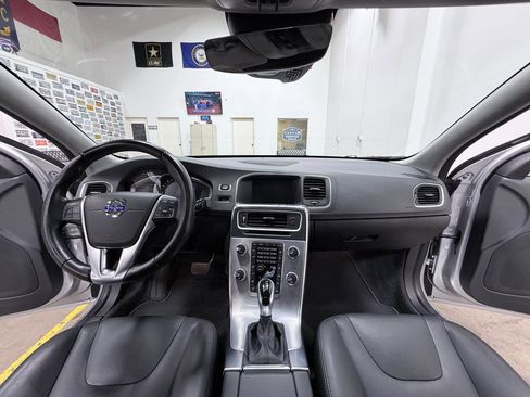 Used 2018 Volvo S60 T5 Inscription FWD image 30