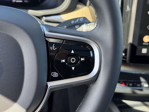 Used 2026 Volvo XC60 B5 Plus w/ Climate Package image 20