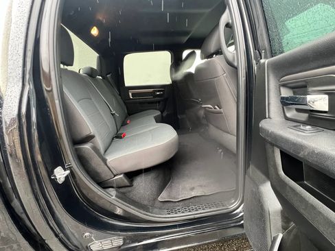 Used 2022 RAM 1500 Classic Warlock w/ Electronics Group AWD/4WD image 28
