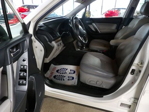 Used 2014 Subaru Forester 2.5i Touring image 5