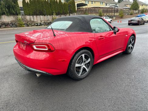 Used 2020 FIAT 124 Spider Classica w/ Technology Group image 6