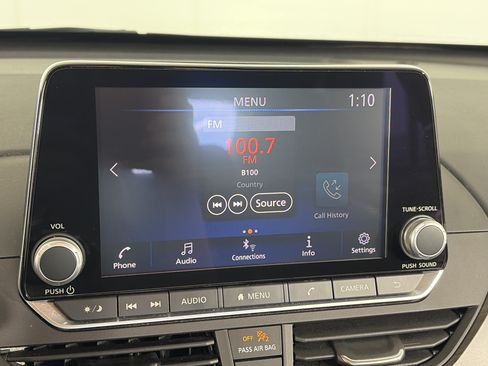 Used 2023 Nissan Altima 2.5 SV FWD image 17