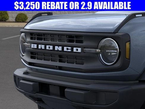 New 2025 Ford Bronco 4-Door image 19