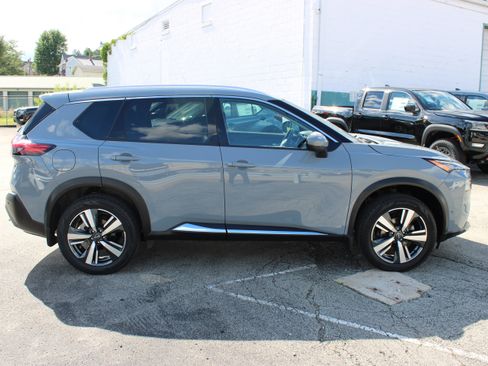 Certified 2023 Nissan Rogue SL w/ SL Premium Package AWD/4WD image 8