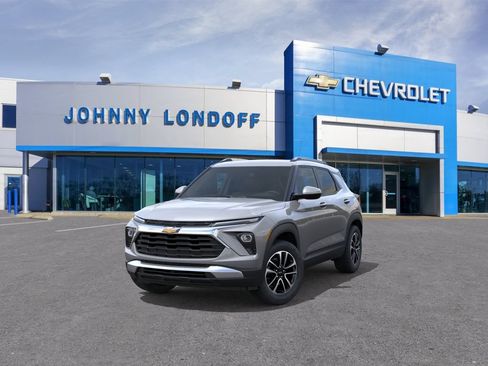 New 2026 Chevrolet TrailBlazer LT w/ Convenience Package FWD image 8