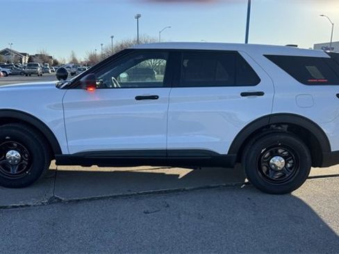New 2025 Ford Explorer 4WD Police Interceptor image 6