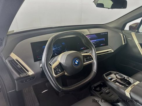 Used 2024 BMW iX xDrive50 w/ Sport Package AWD/4WD image 9