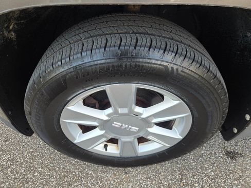 Used 2012 GMC Terrain SLE AWD/4WD image 38
