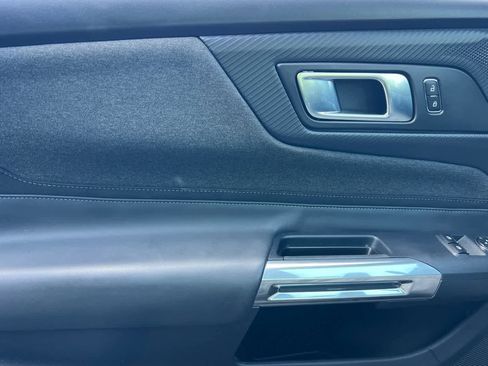Used 2024 Ford Mustang Coupe image 15