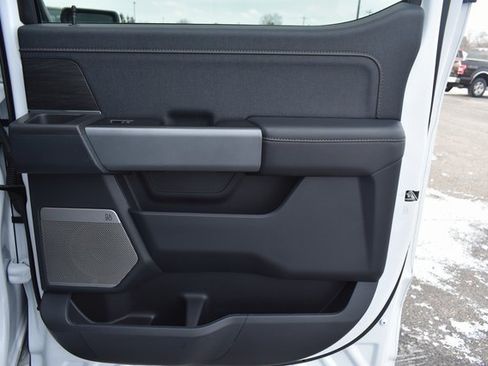 Used 2024 Ford F150 Lightning Lariat image 46