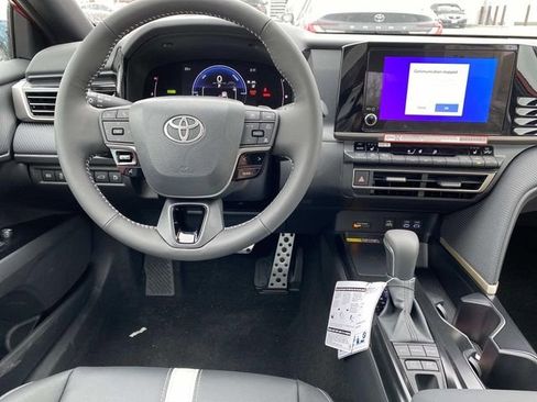 New 2026 Toyota Camry SE image 8