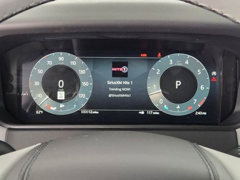 New 2026 Land Rover Range Rover Velar Dynamic SE AWD/4WD image 27