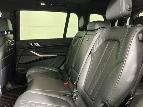 Certified 2022 BMW X7 M50i w/ Cold Weather Package AWD/4WD image 26