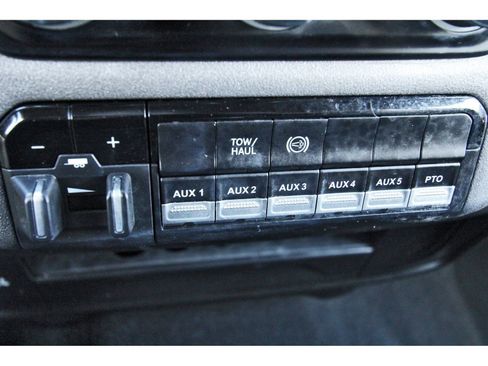 Used 2024 RAM 5500 Tradesman w/ Chrome Appearance Group image 29