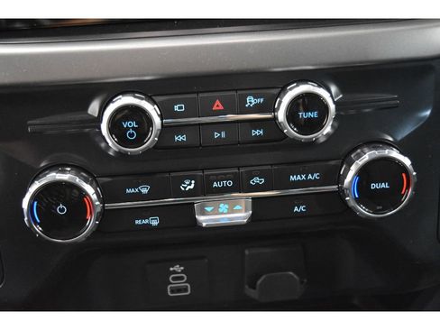 New 2025 Ford F150 XLT w/ Equipment Group 301A Standard image 22