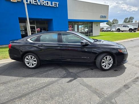 Used 2017 Chevrolet Impala LT FWD image 2