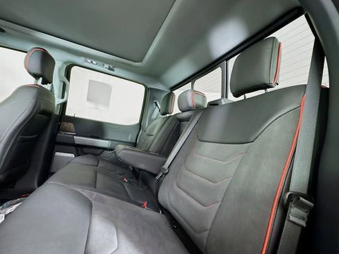 New 2026 Ford F250 Lariat w/ Black Appearance Package image 23